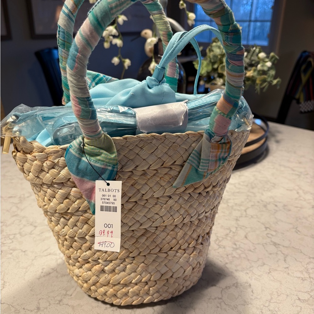 Talbots MADRAS SCARF HANDLE STRAW TOTE, spring Straw Purse, corn blue purse - Picture 5 of 6